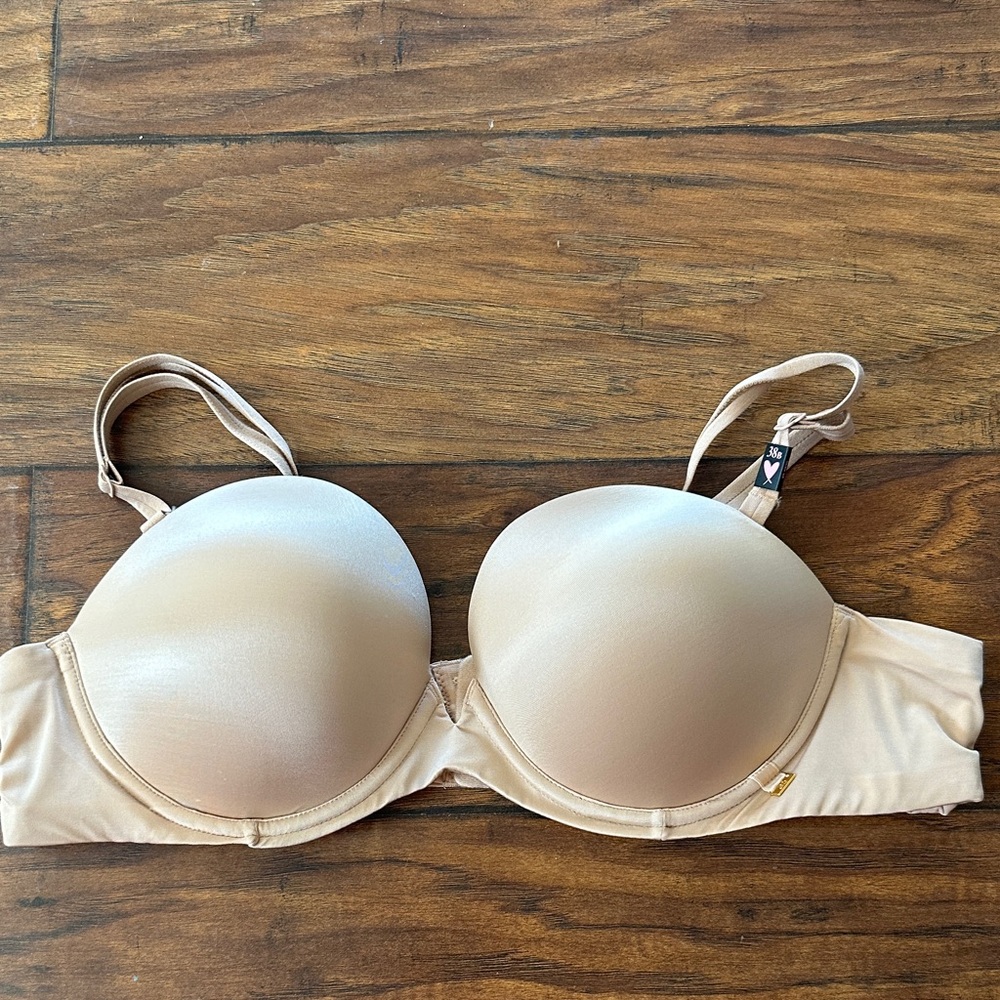 Seamless Light Nude Underwire Bra with Smooth Cups